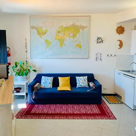 Semesterbostad La Marinarooms Con Terrazzo Privato Vista Mare *