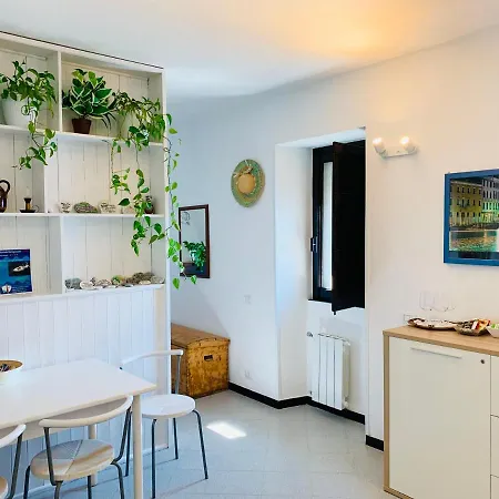 La Marinarooms Con Terrazzo Privato Vista Mare Semesterbostad Vernazza